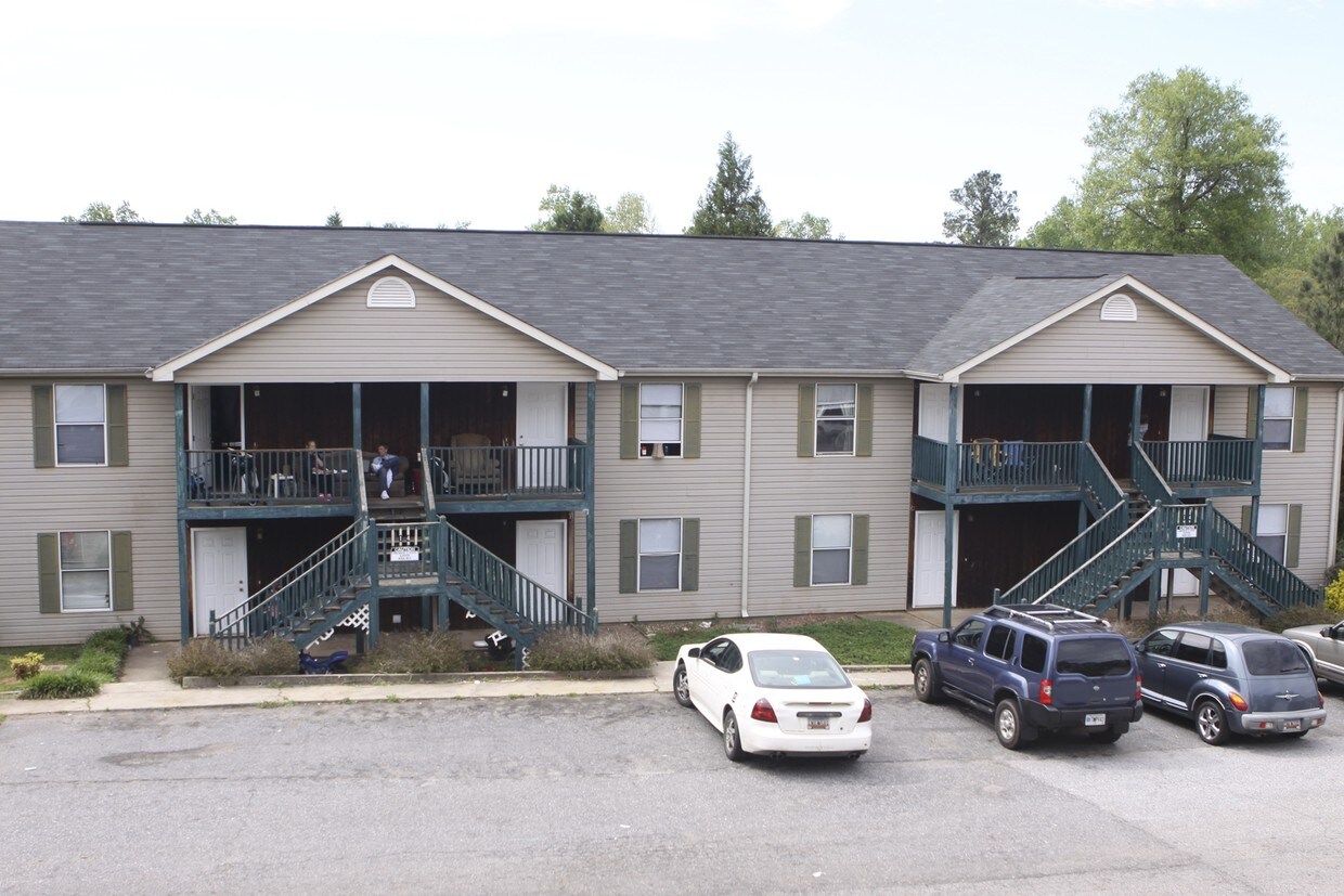 700 Simpson Rd. #14 en el edificio - Building 14