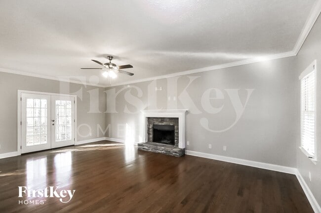 Foto del edificio - 211 Bennett Farms Trail