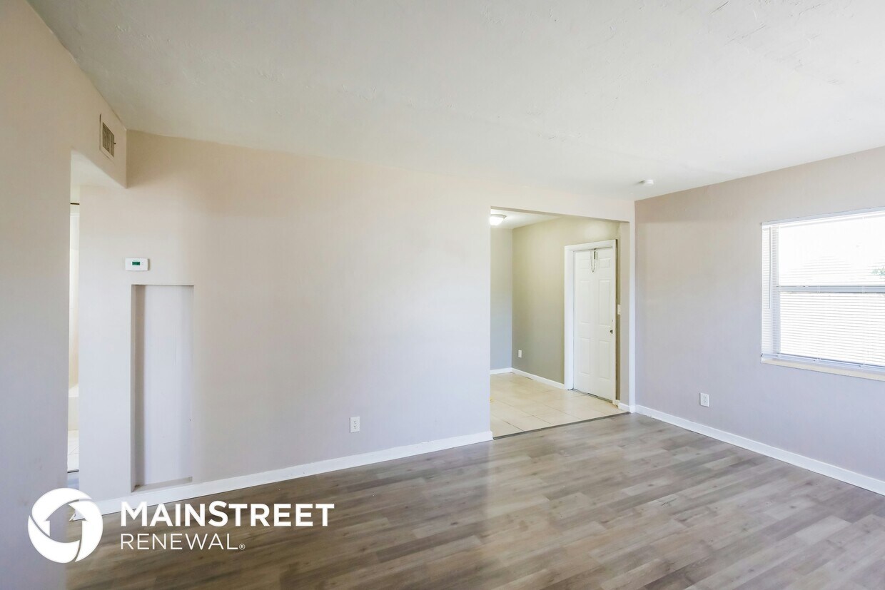 Foto principal - 1207 NW 13th Ln