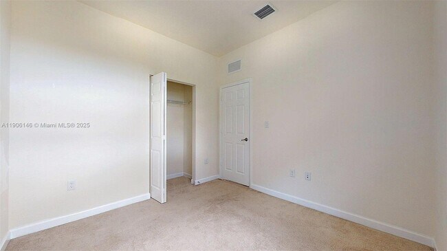 Foto del edificio - 3767 NE 2nd St