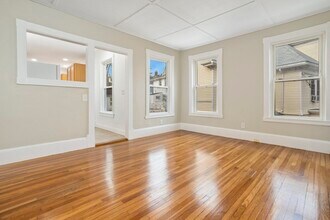 Building Photo - 54 Las Casas St