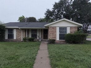 Building Photo - 4031 Marchant Rd