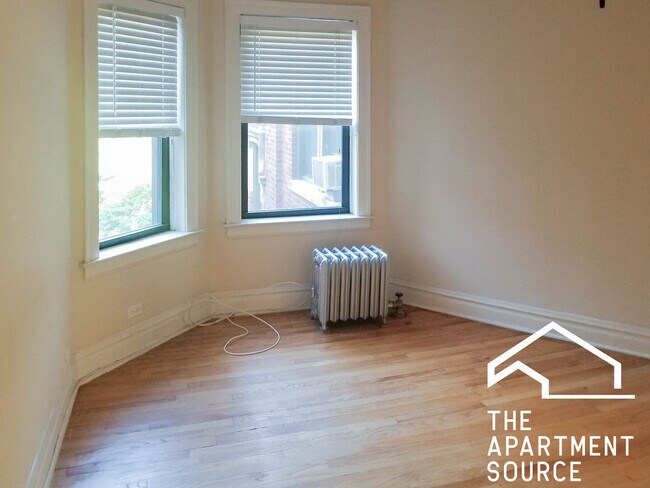 Foto del edificio - 4721 N Leavitt St
