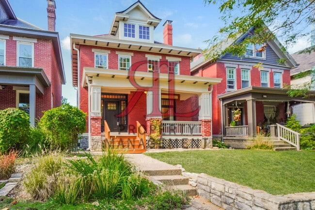 Building Photo - 663 Wilson Ave
