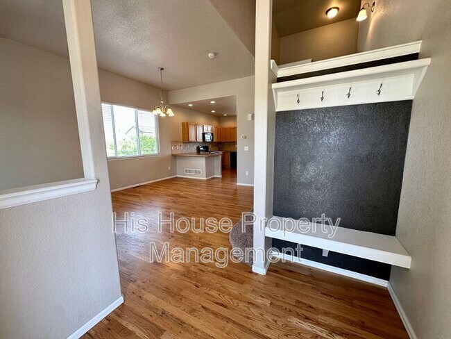Foto del edificio - 8029 22nd St Ln