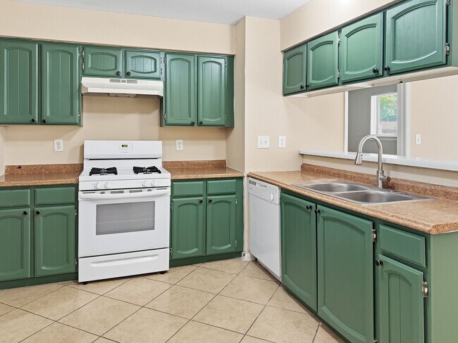 Foto del edificio - 2330 Cades Cove Dr