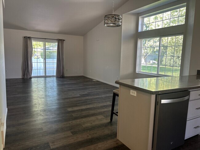 Sala de estar/comedor - 3716 Decathlon Pky