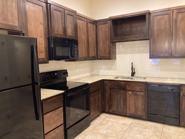 Foto del edificio - 5701 Luminous Ln