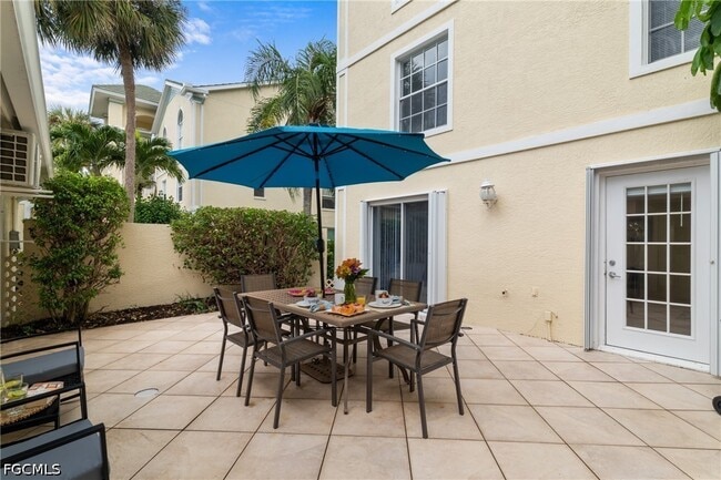 Building Photo - 15525 Cedarwood Ln