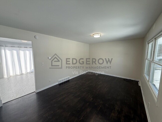 Foto del edificio - 2714 Colton Dr SE