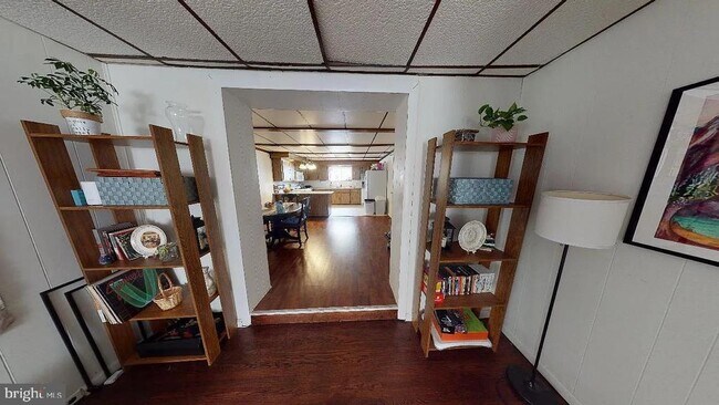 Foto del edificio - 415 E Flora St