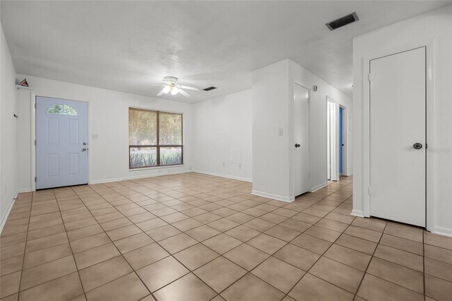 Foto del edificio - 4219 NW 30th Ter