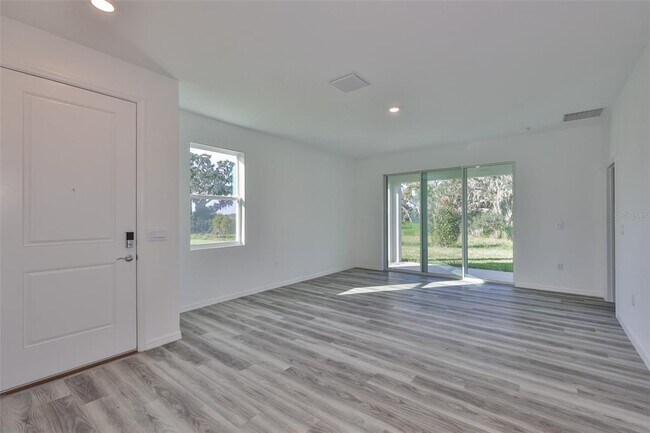 Foto del edificio - 4021 Westwood Flds Lp