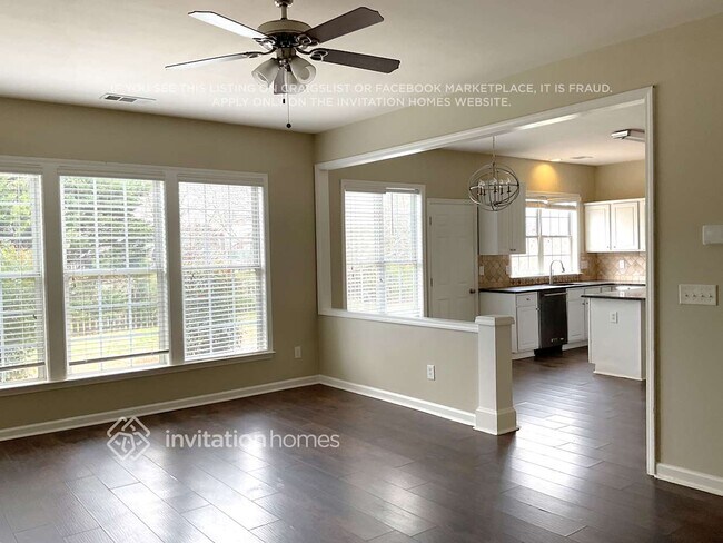 Foto del edificio - 3384 Spindletop Dr NW