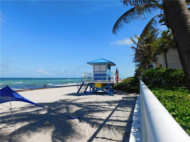Foto del edificio - 3001 S Ocean Dr