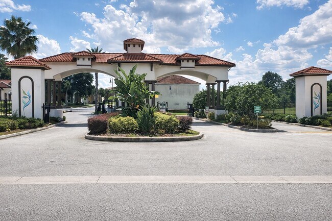 Foto del edificio - 525 Paloma Dr