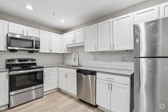 3BR, 2BA - 1,200SF - Kitchen - The Edison