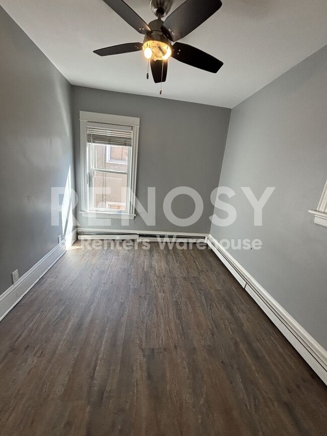 Building Photo - 3224 Nicollet Ave