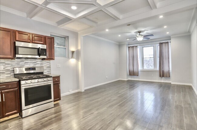 Building Photo - 132 65th St