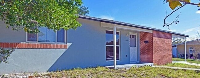 Building Photo - 1002 Cobblestone Dr