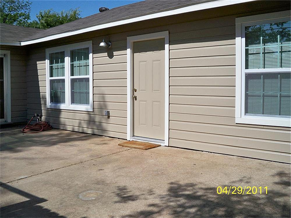 Primary Photo - 2007 Blalock Rd
