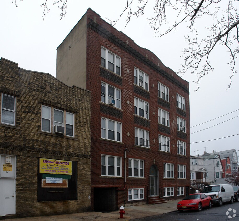 Foto del edificio - 84 W 25th St