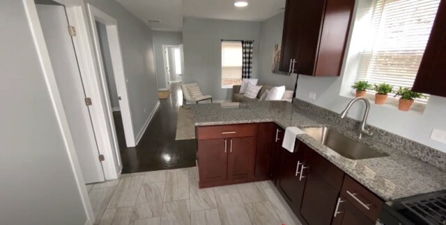 Foto del edificio - 3123 W Monroe St