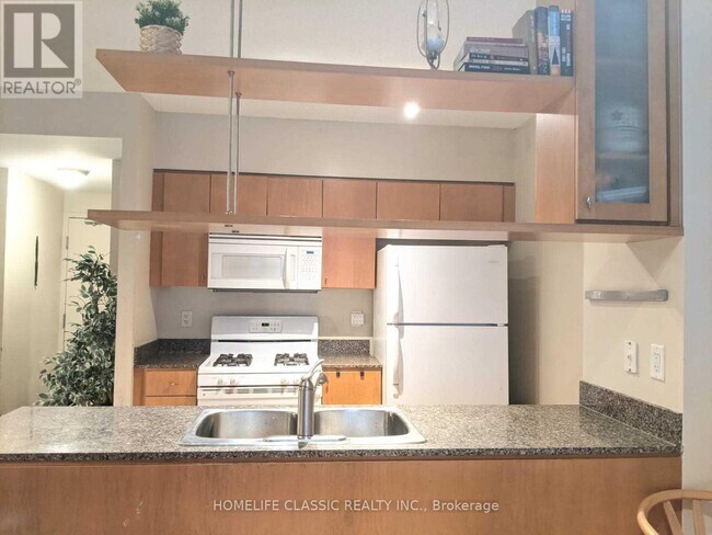 Building Photo - 10-4010 Navy Wharf Ct