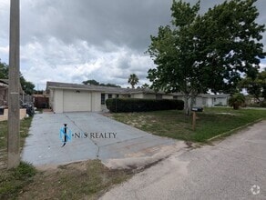 Building Photo - 7741 Ironbark Dr