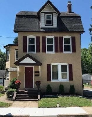 Building Photo - 202 Walnut St