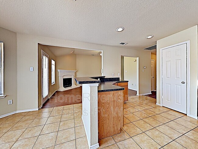 Foto del edificio - 1306 Columbia Dr