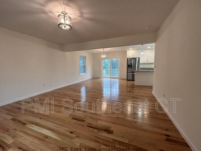 Foto del edificio - 23 Quakertown Mdws