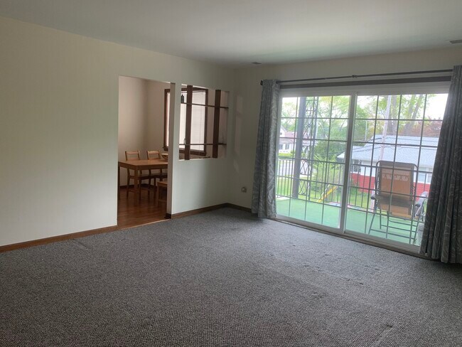 Building Photo - 765 Garland Pl