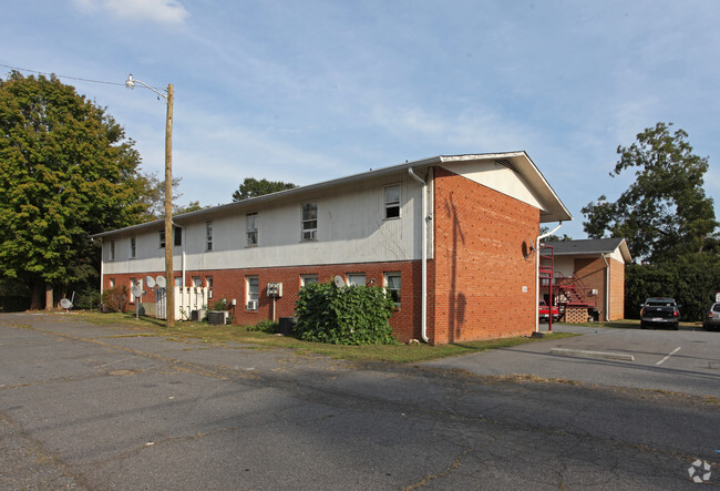 Foto del edificio - 260-268 N Church St