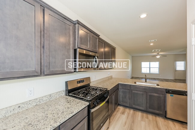 Building Photo - 9633 Sierra Grande Dr