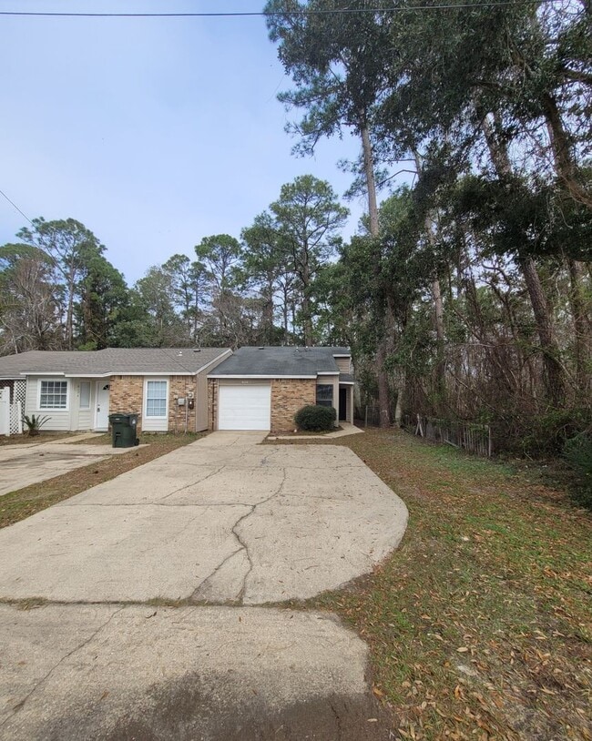 Building Photo - 8170 Kause Rd