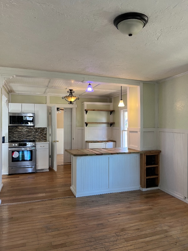 Building Photo - 3534 Haines Rd N