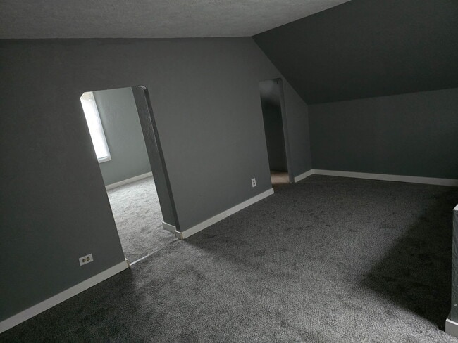 Building Photo - 204 Harrison St