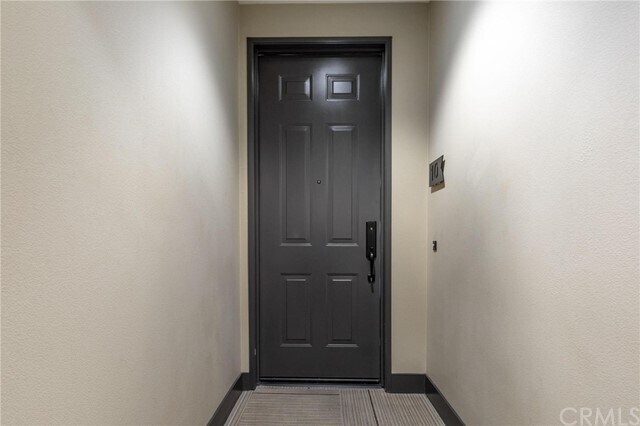 Foto del edificio - 425 S Anaheim Blvd