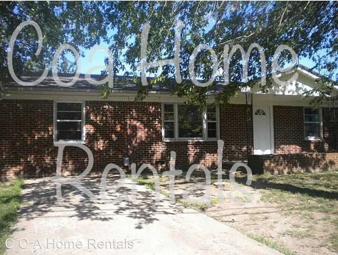 3 br, 1 bath House 440 Turkle House for Rent in Haysville, KS