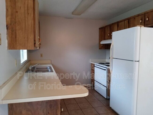 Building Photo - 4565 SW 37th Ln