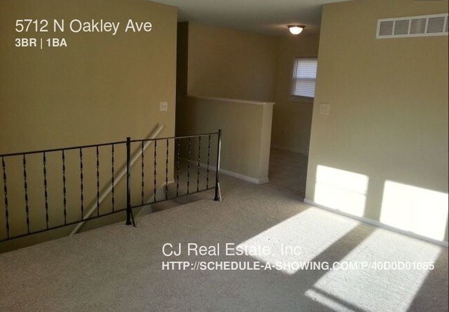 Foto del edificio - 5712 N Oakley Ave
