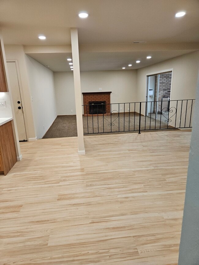 Foto del edificio - 1661 Arbor Dr