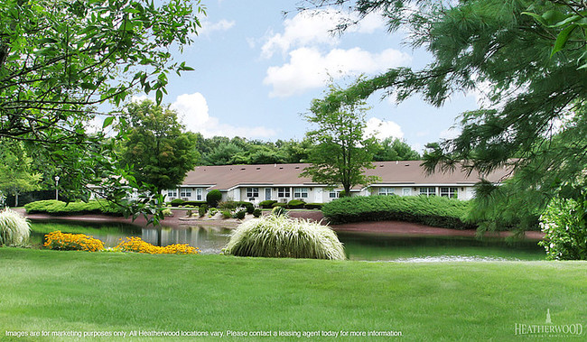 Building Photo - Crystal Pond