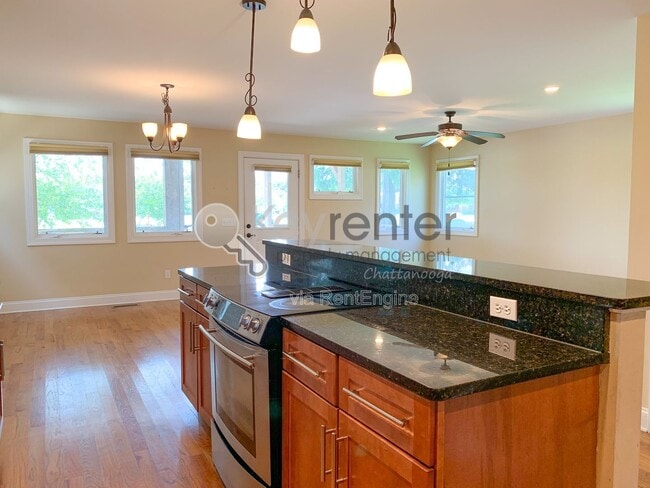 Foto del edificio - 630 E 17th St
