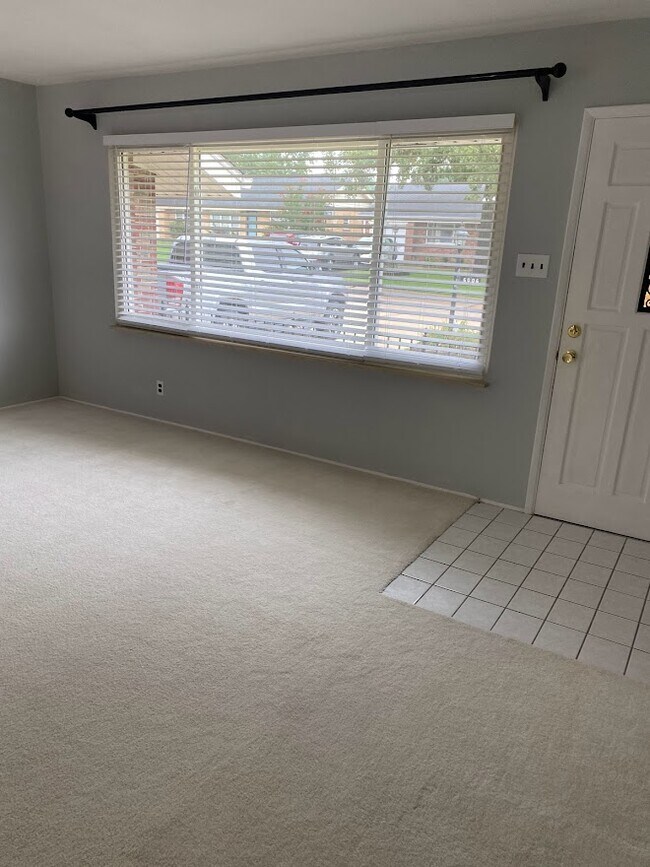 6006 Holyoke Dr, Saint Louis, MO 63123 House Rental in Saint Louis