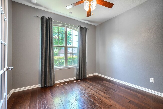Foto del edificio - Charming Single-Story Home Located in Lind...
