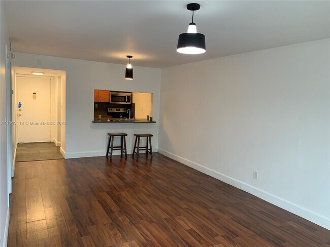 Foto del edificio - 9225 SW 87th Ave