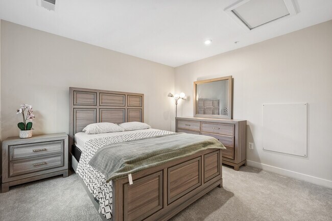 Foto del edificio - 6147 Dock St