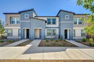 Building Photo - 7379 Raimee Brk St